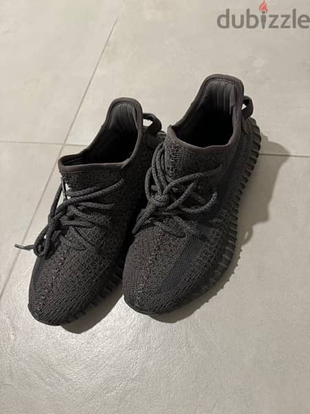 Yeezy Reflective V2 size 40 0