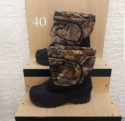 Male boots size 40