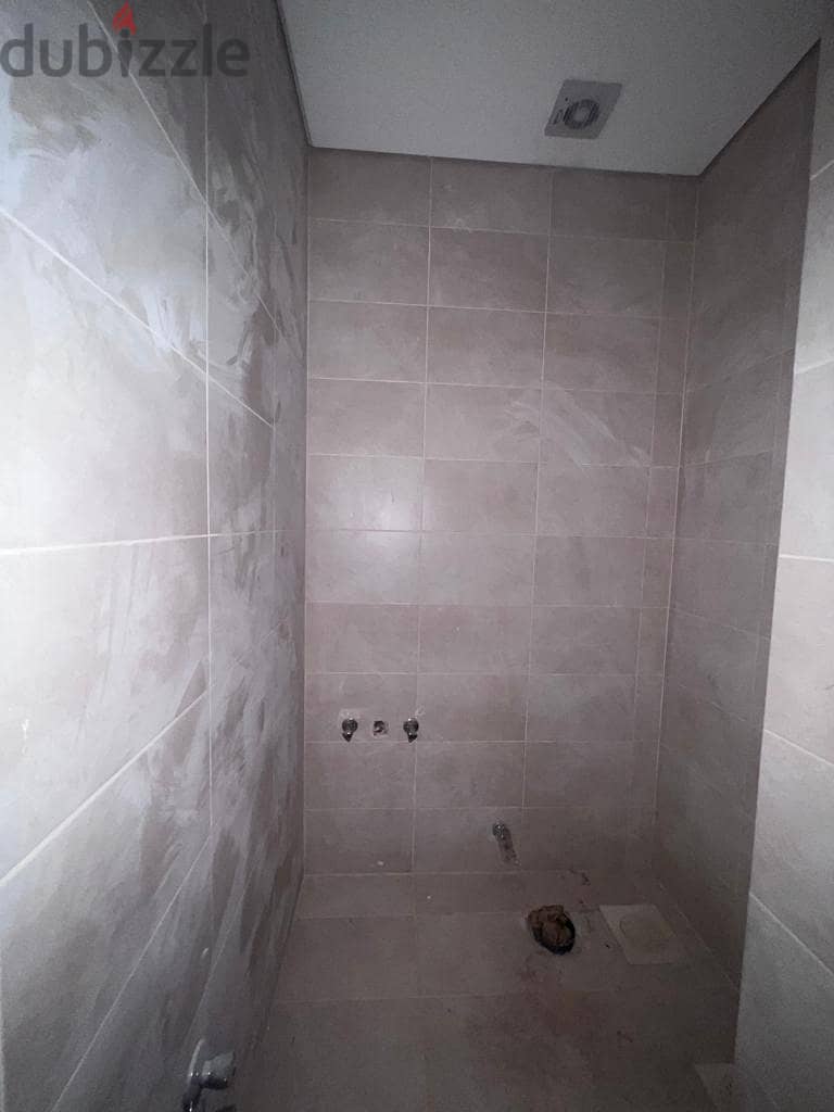 Brand new apartment with terrace for sale in Beit Meri 9