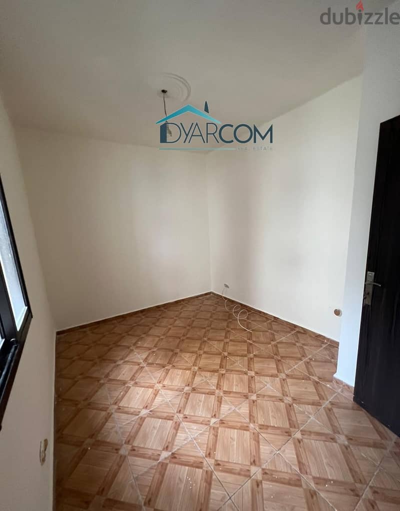 DY1367 - Blat New Apartment For Sale! 5
