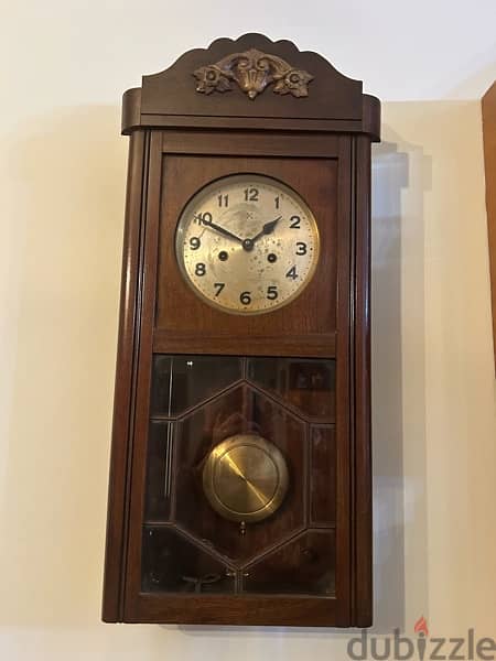 Antique Vintage Wooden Wall clock - manufactured in 1920 0