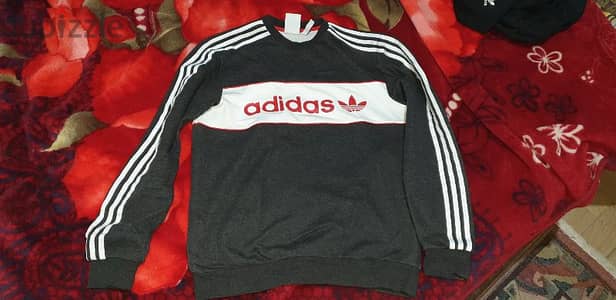 original brand new limited addidas sweatshirt size M