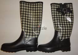 Burberry rain boot rarely used size 38