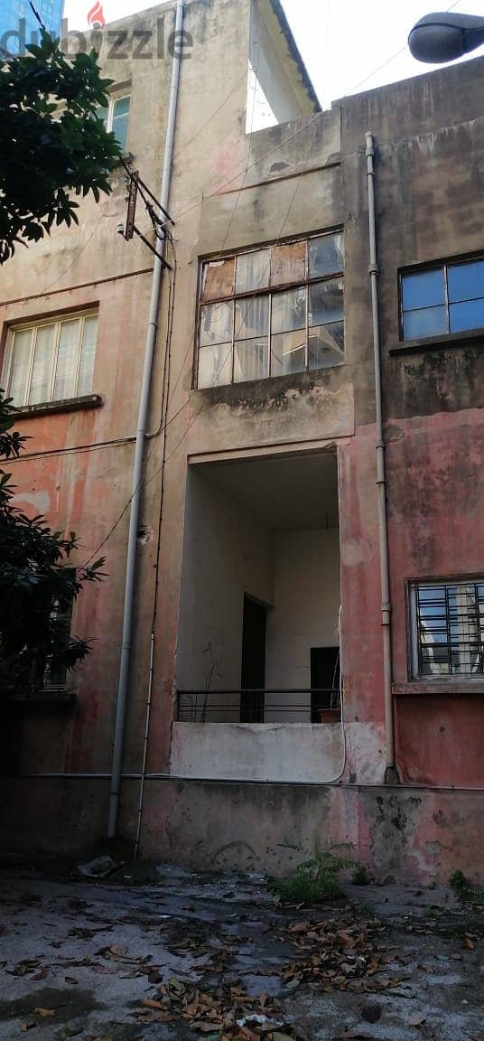 L05819-Land with 3-Floor Building for Sale in Achrafieh - Sodeco 1