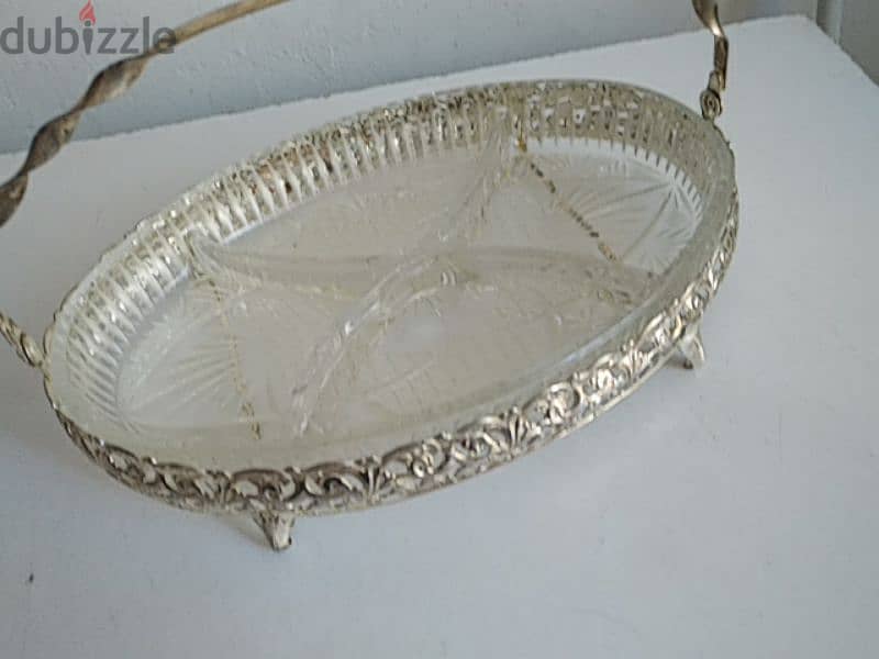 Glass oval basket - Not Negotiable 1