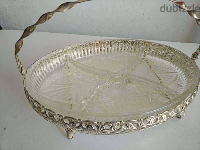 Glass oval basket - Not Negotiable 3