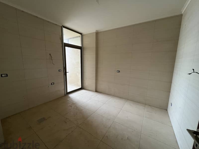Apartment for sale in Dekwaneh شقة للبيع في الدكوانه 2