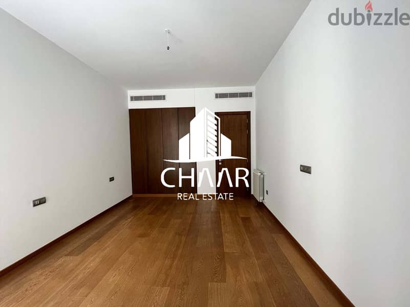R1253 Apartment for Rent in Downtown 4