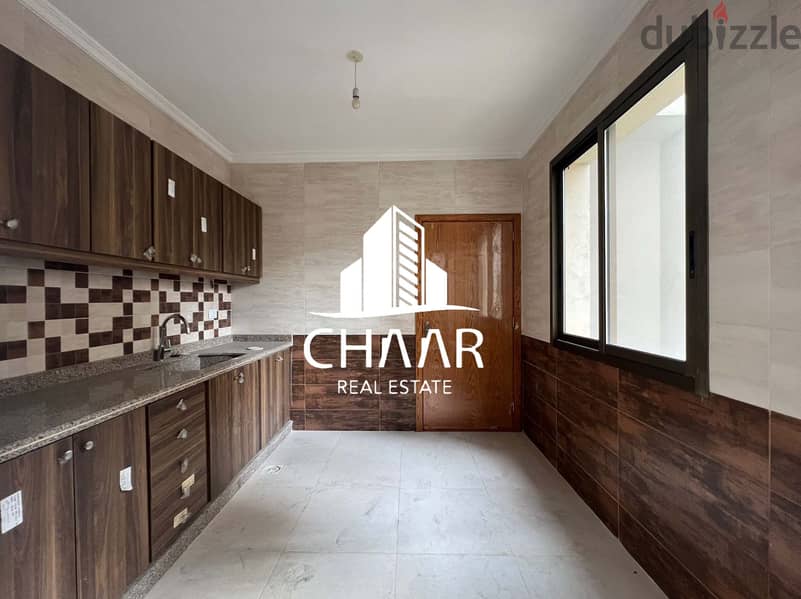 R451 Brand New Apart for Sale in Ras el Nabeh 4