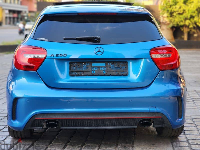 2015 A250 AMG-Line Red-Line 10