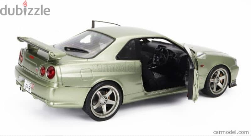 Nissan Skyline GT-R (R34) diecast car model 1;18. 5