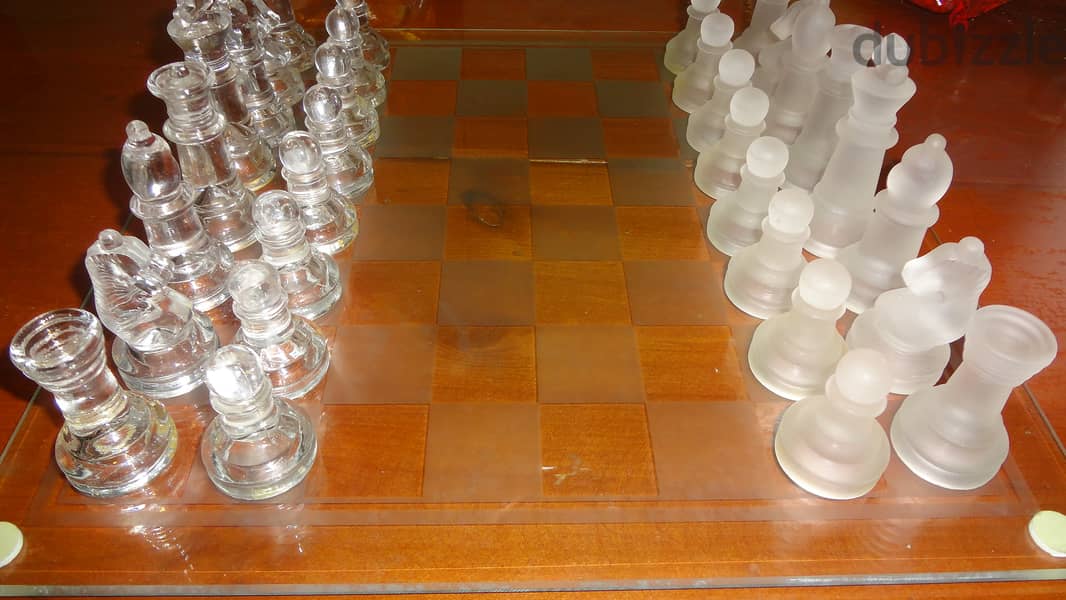 Glass chess size 30*30 cm 1
