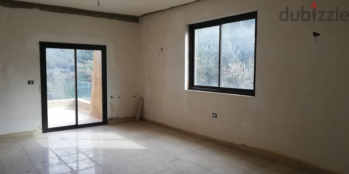L05876-Elegant Villa for Sale in Qornet El Hamra Metn with Nice View 3