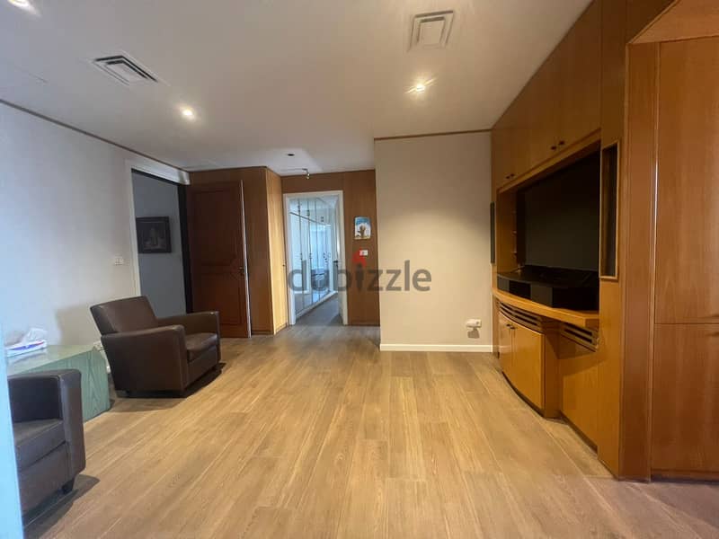 L05953-Apartment for Sale in a Prime Location in Achrafieh, Azarieh 4