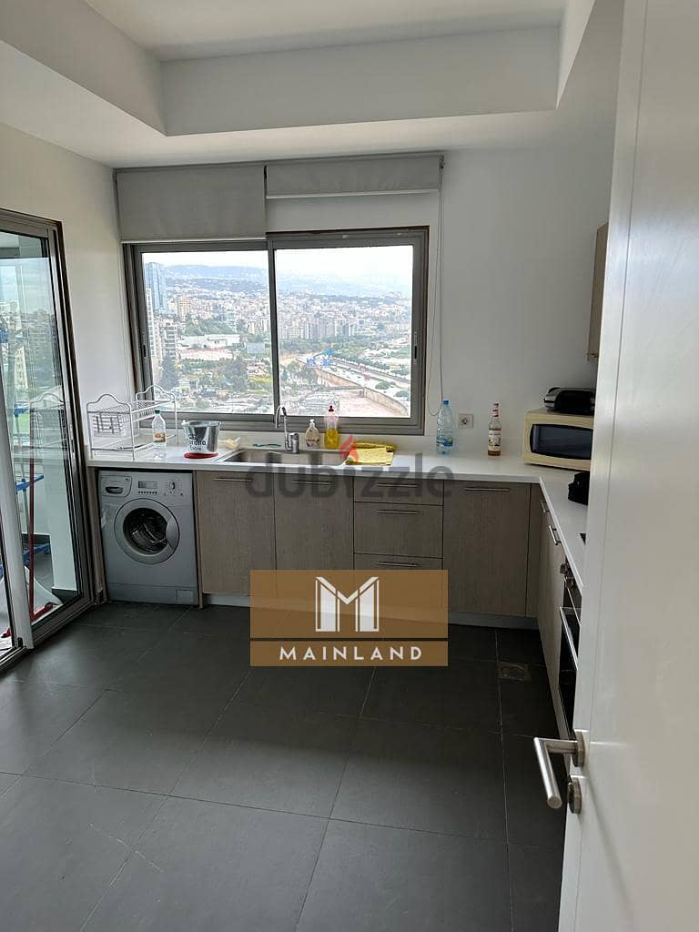 Spacious Achrafieh apartment for Rent with open views 4