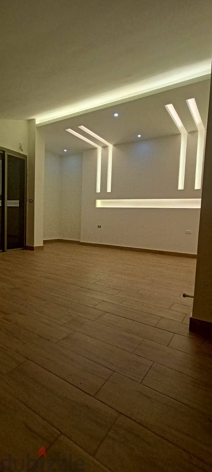 CATCH IN MANSOURIEH FULLY FURNISHED 220SQ WITH TERRACE , MA-292 4
