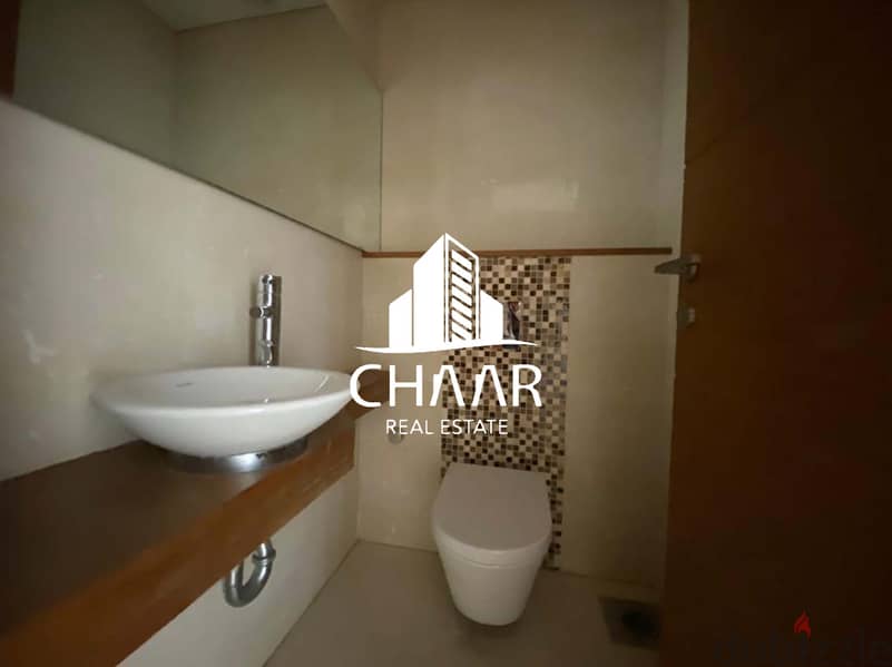 R404 Apartment with Terrace for Sale in Achrafieh 7