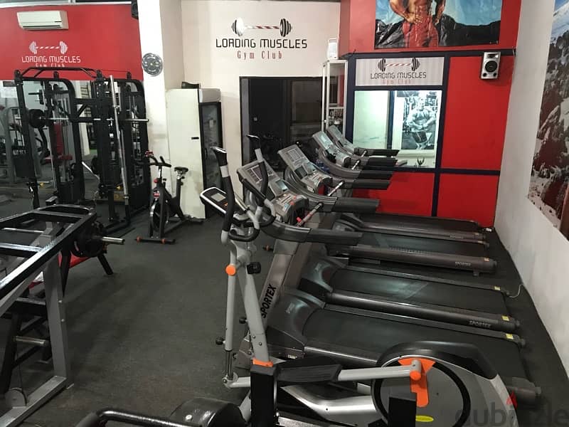 4 treadmills for gym , olympic ,sport ,cardio 1