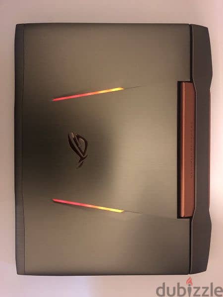 gaming laptop Asus ROG 17 inch 5