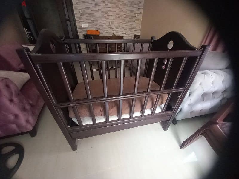 baby castle crib 3