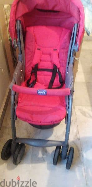 stroller for sale chicco brand 70$ 1