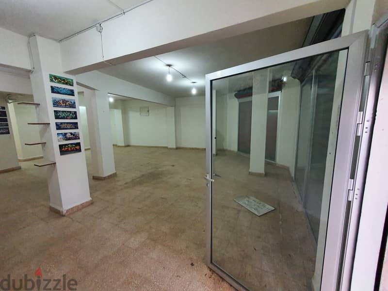 L06429-90 sqm Shop for Sale in Achrafieh 2