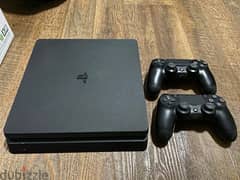 PS4 slim in very good condition