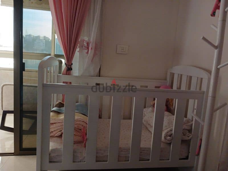 baby crib 1
