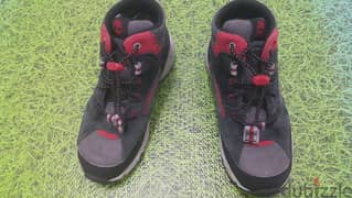 Waterproof Timberland shoes boy size 30