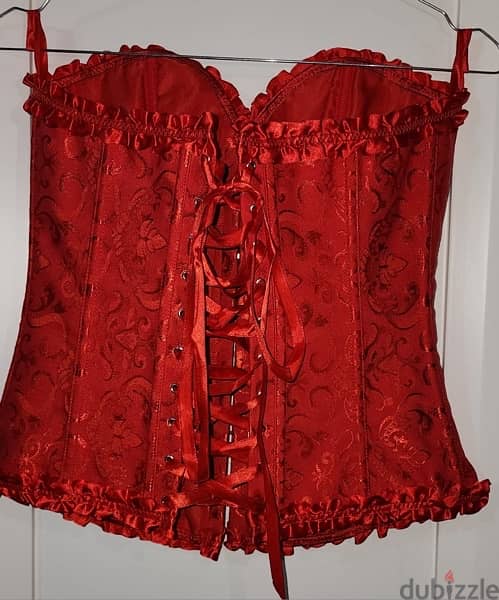 brand new 5 corsets ( 50 usd each) 3