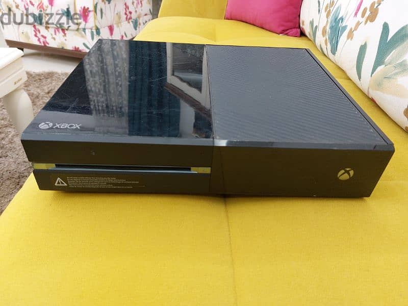 Xbox One Original With Special Limited Edition Controller 3