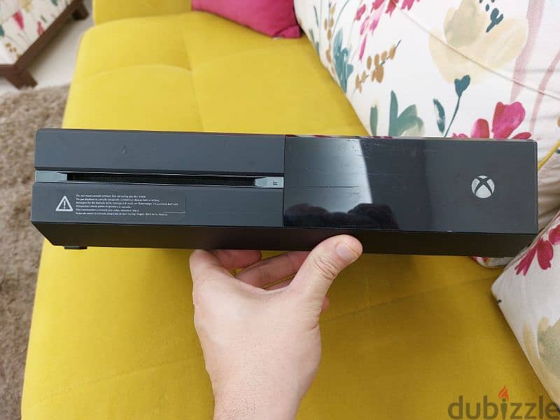 Xbox One Original With Special Limited Edition Controller 5