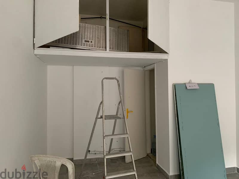 L14174-An Open Space Shop for Rent In Mansourieh 1