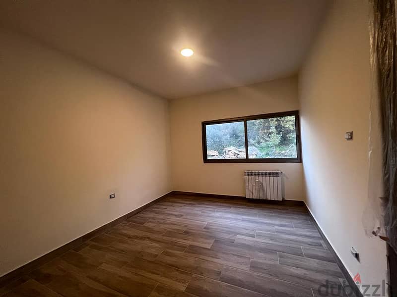 Spacious apartment for sale in Beit Meri, 300 sqm 7