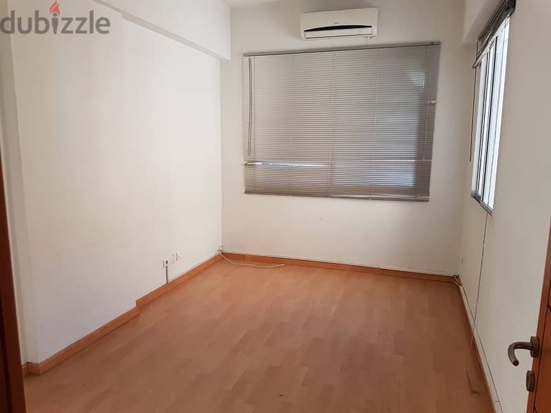 office for rent in ashrafieh 1