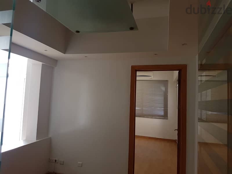 office for rent in ashrafieh 3