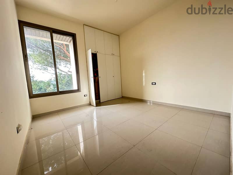 170 m² garden apartment for sale in Beit Mery! 5