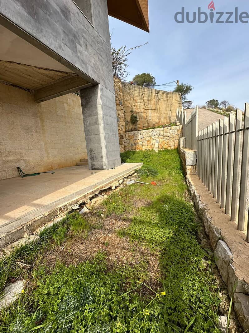 190 m² garden apartments for sale in Beit Mery! 5