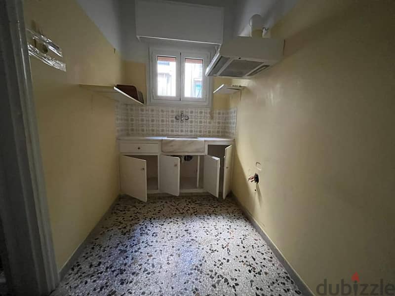 Apartment for sale in Greece - شقة للبيع في اليونان 1