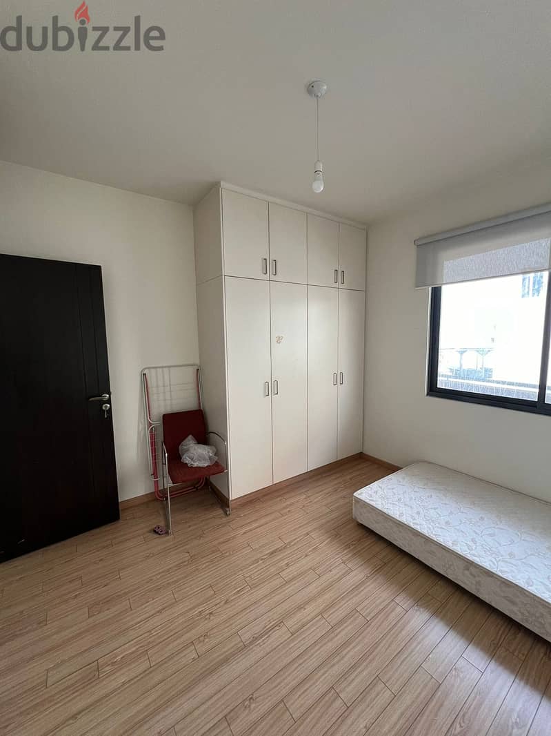 Furnished Apartment for rent Achrafieh شقة مفروشه للاجار في الاشرفيه 3
