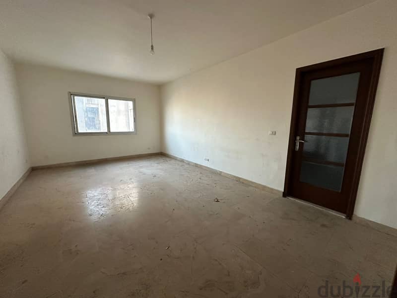 Spacious apartment for rent in Koraytemشقة كبيرة للاجار في قريطم 3