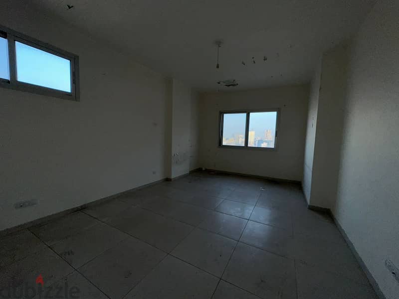 Spacious apartment for rent in Koraytemشقة كبيرة للاجار في قريطم 7