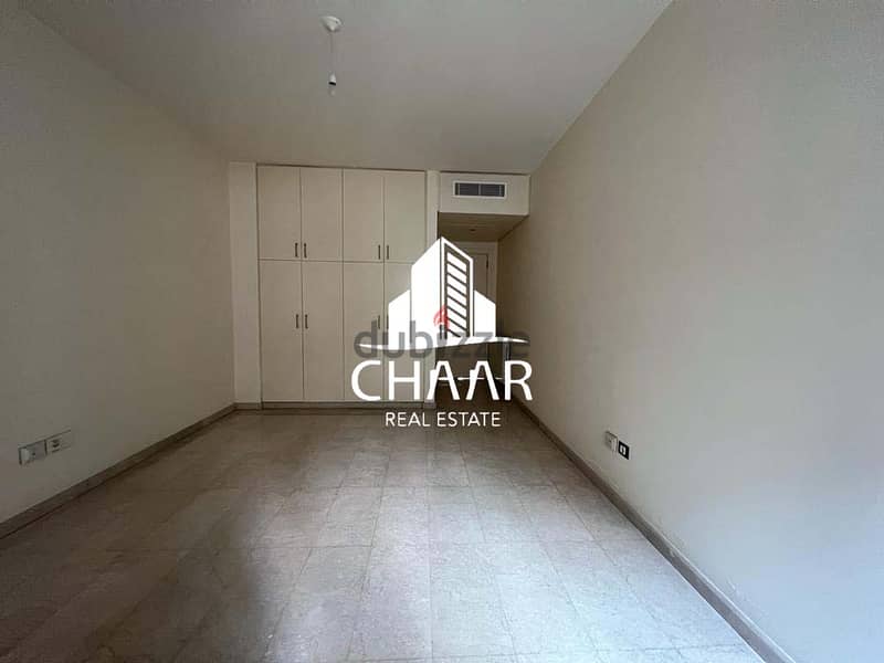R712 Immense Apartment for Sale in Clemenceau 3
