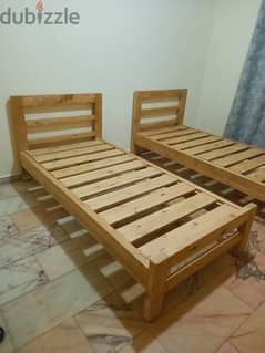 single massive bed تخت مفرد خشب طبيعي 0