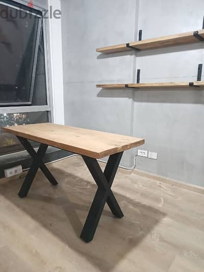 massive wood and metal desk مكتب حديد وخشب طبيعي