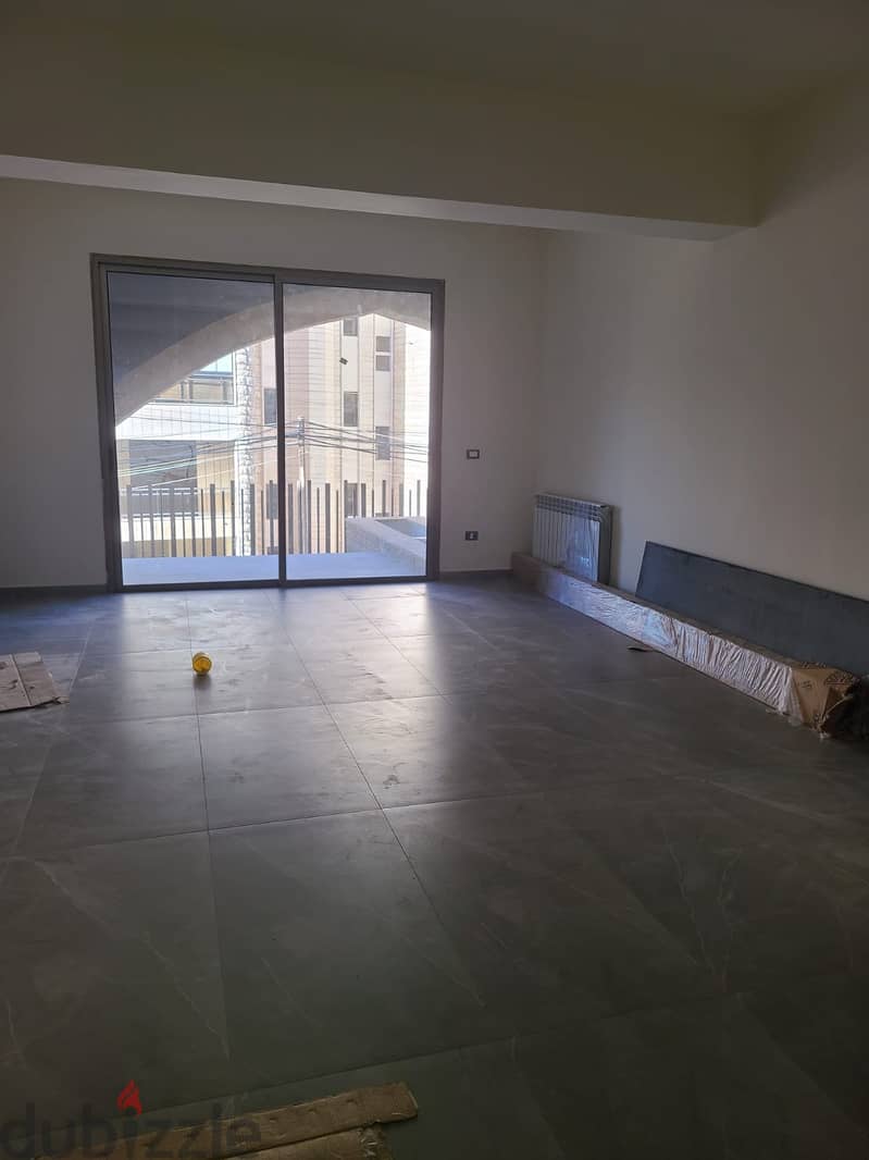 Fully renovated apartment for sale in Beit Meri 5