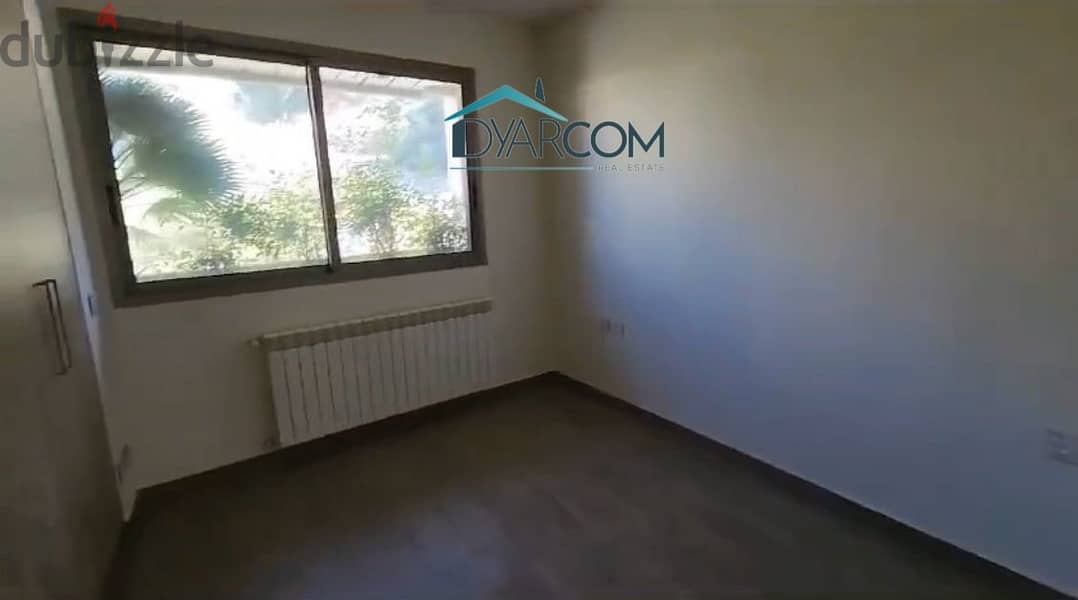 DY1384 - Louaizeh Spacious Apartment For Sale! 1