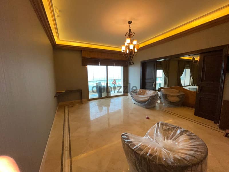 Seaside Elegance: Apartment for Sale with Panoramic Views in Manara 1