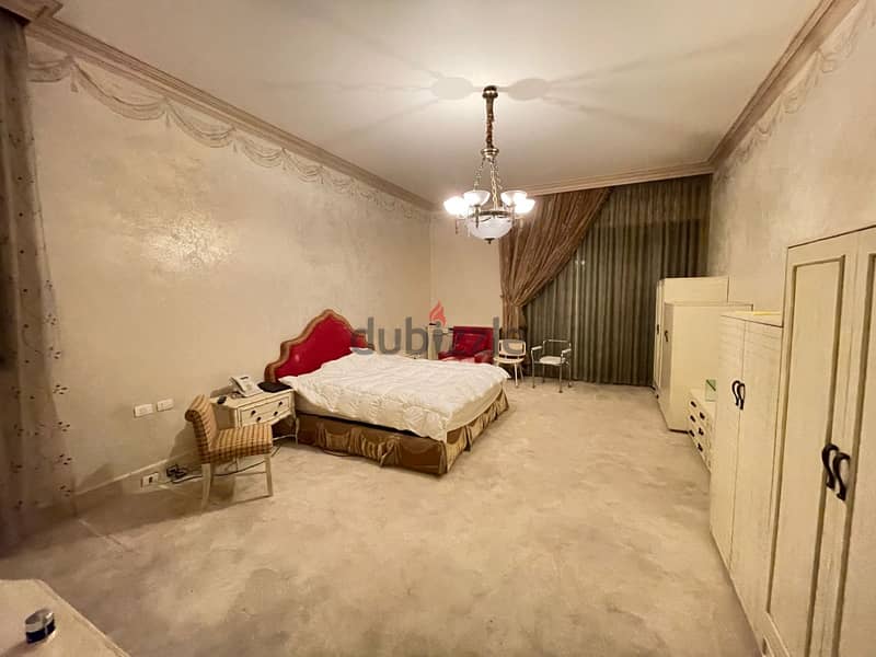 Seaside Elegance: Apartment for Sale with Panoramic Views in Manara 7