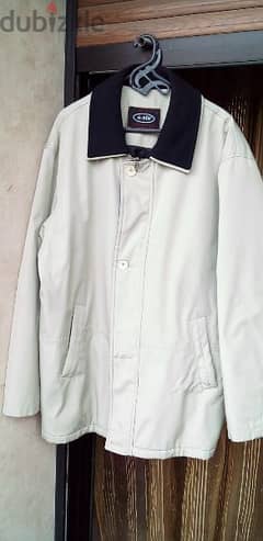 jacket . color beige. size L 0